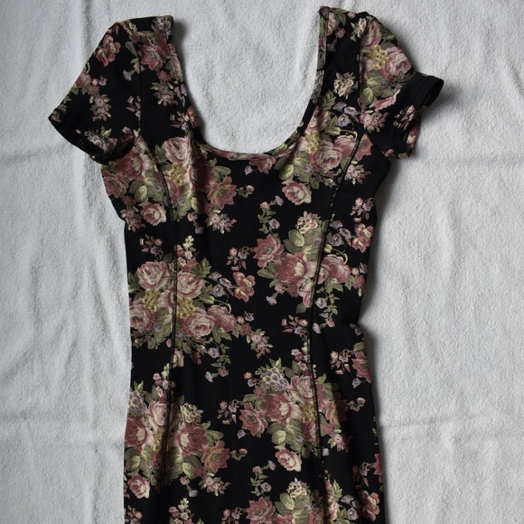 Talula Aritzia XXS floral dress - Picture 1 of 10